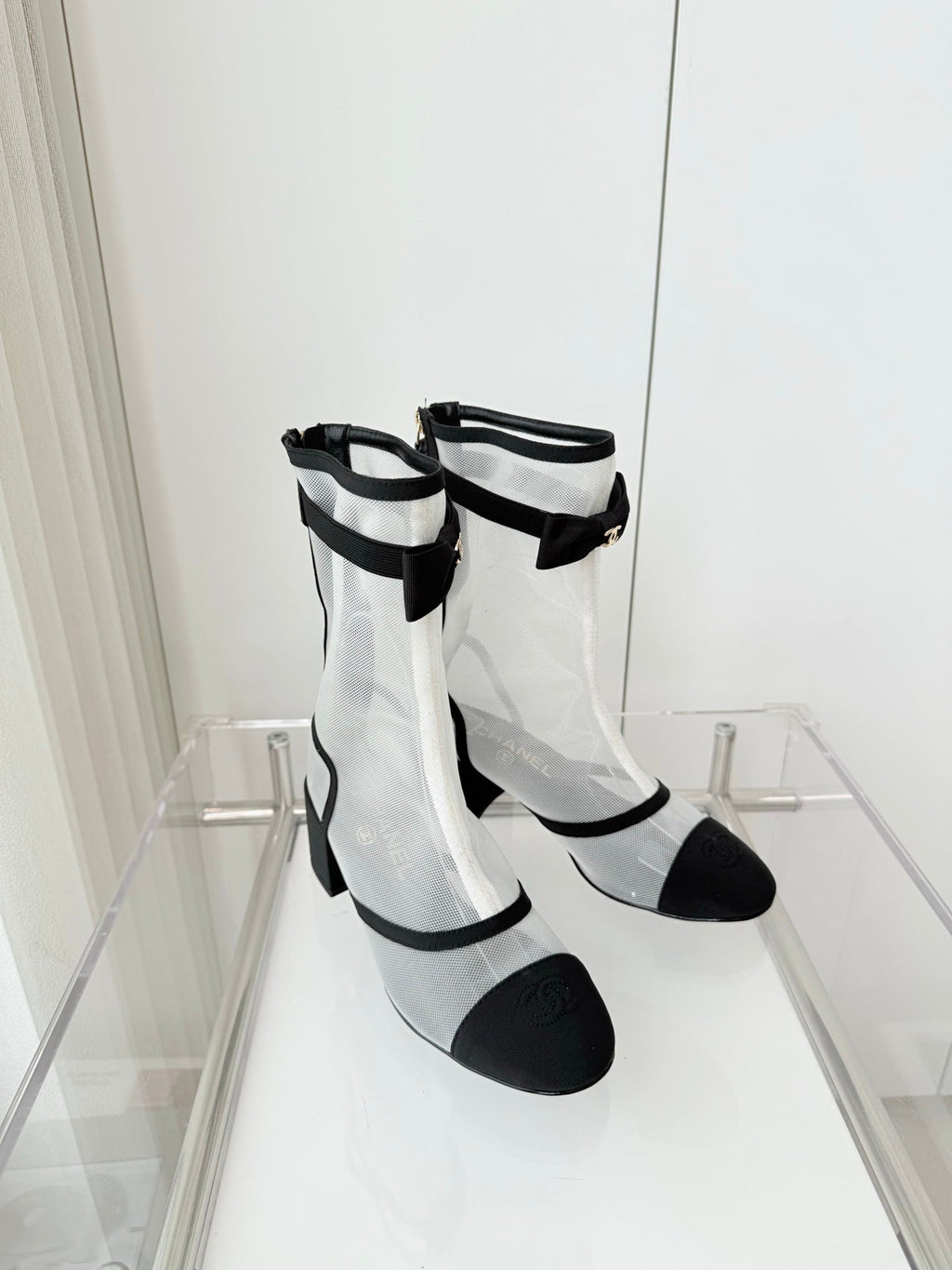 CC 25 Short Boot Black White Mesh Fabric 411470