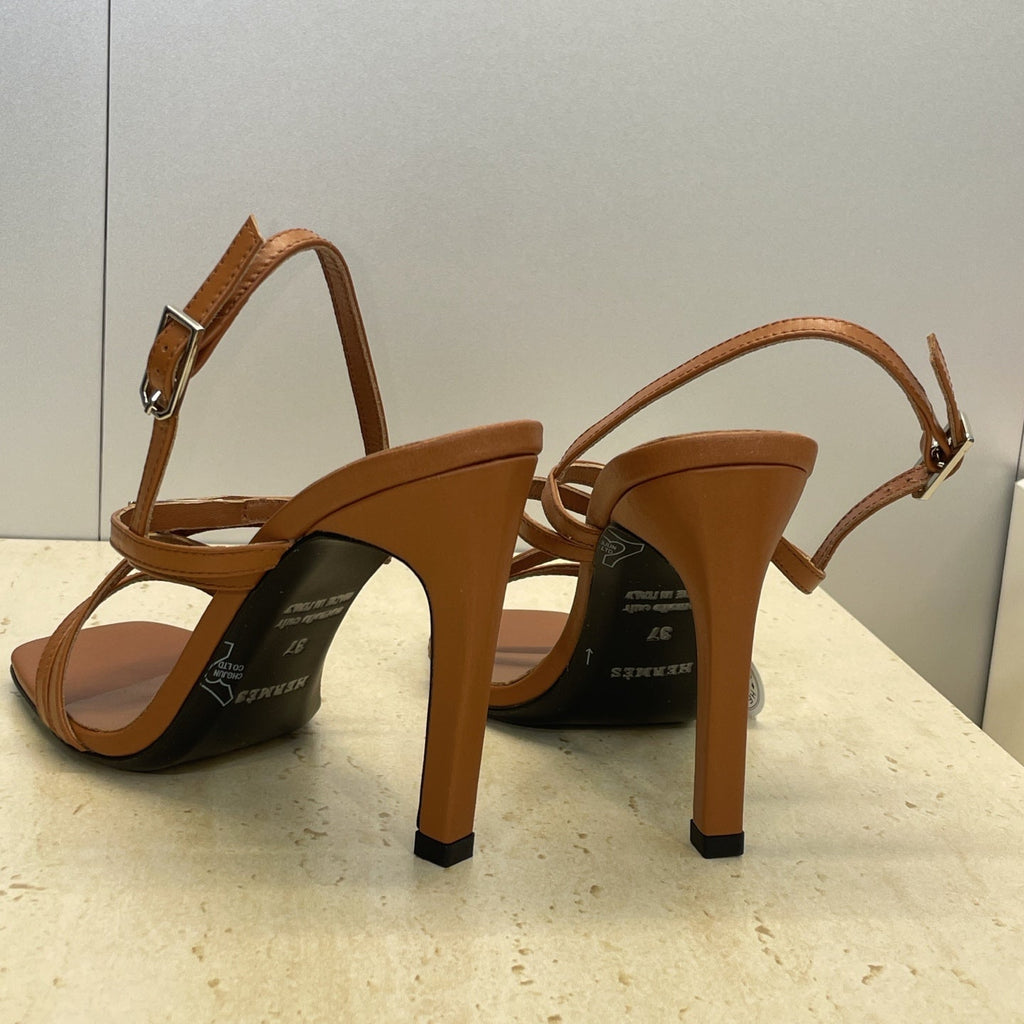HM 26ss Kelly Sliver Buckle Sandals 95 Brown Calfskin 607166