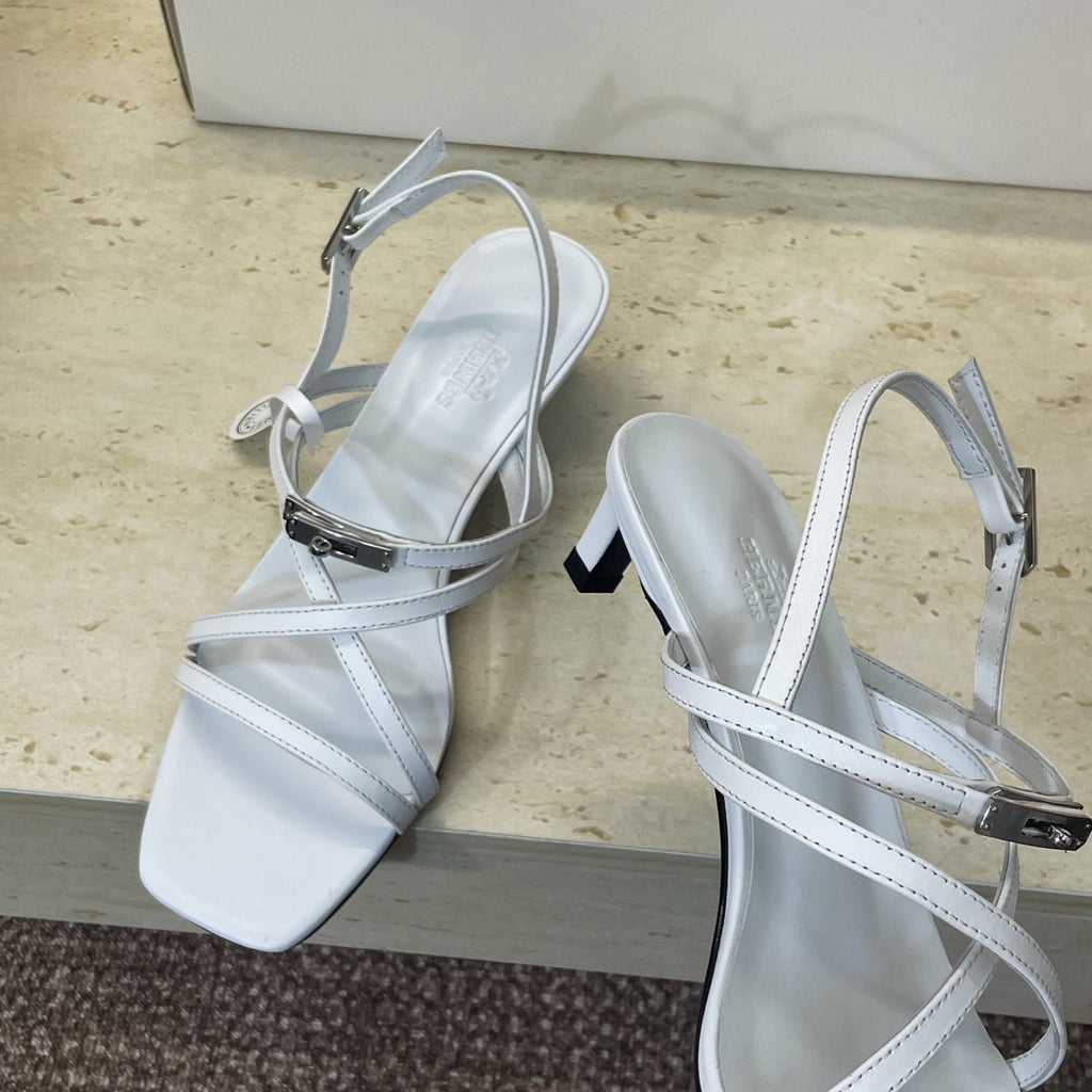 HM 26ss Kelly Sliver Buckle Sandals 40 White Calfskin 607167