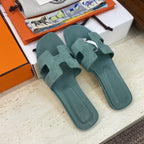 HM 26ss  Oran Sandals Moss Green Suede Cowhide 607203
