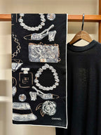 CC Square Scarf 140 CM In Black White Cashmere Silk 408655