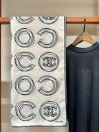 CC Square Scarf 140 CM In White Silk Cashmere 420130