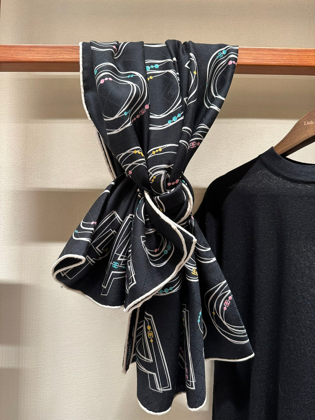CC Square Scarf 140 CM In Black Silk Cashmere 420131
