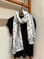 CC Scarf 185 CM In White Black Cashmere Silk 371904
