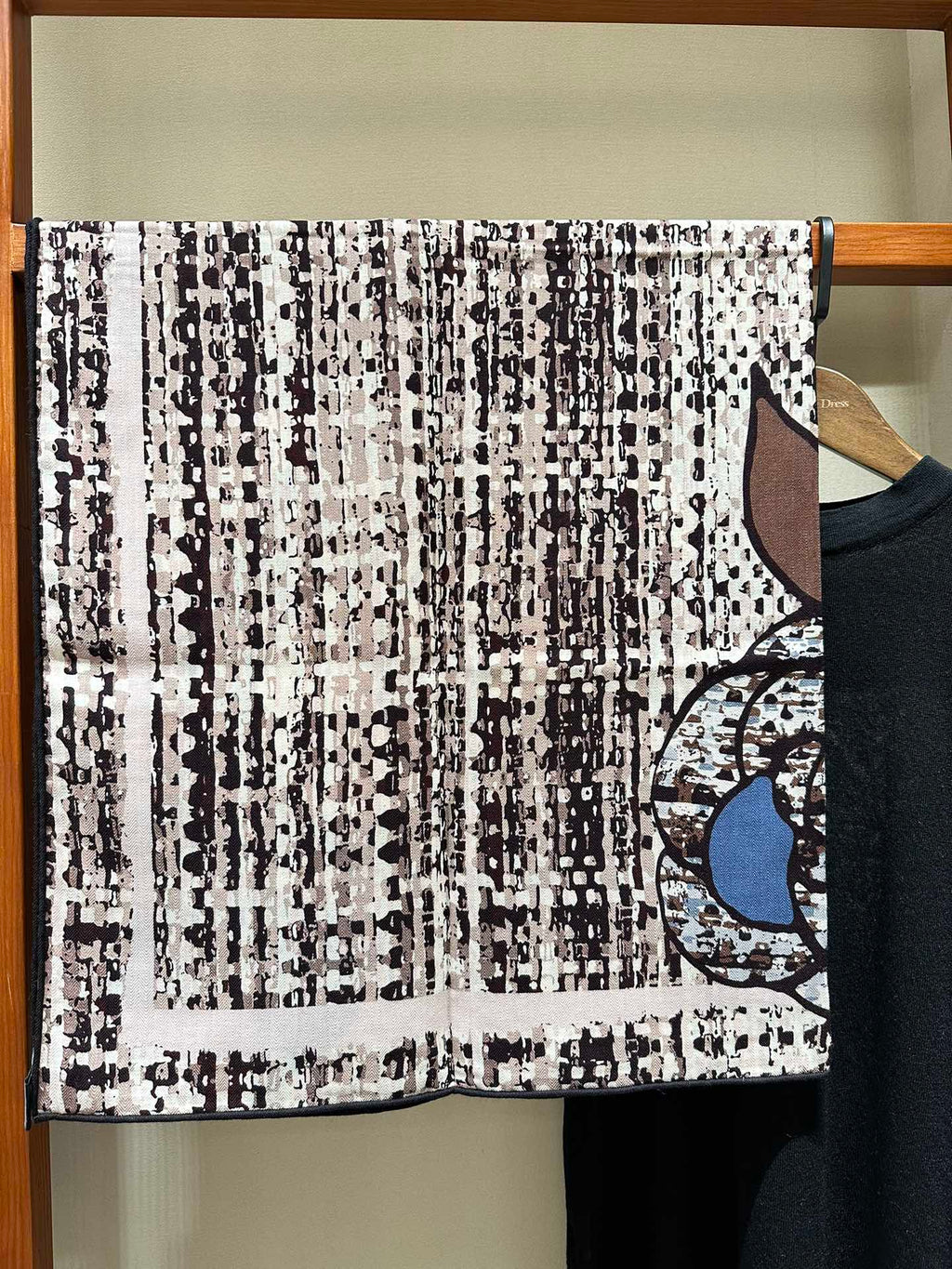 CC Square Scarf 110 CM In Colorful Cashmere Silk  360677