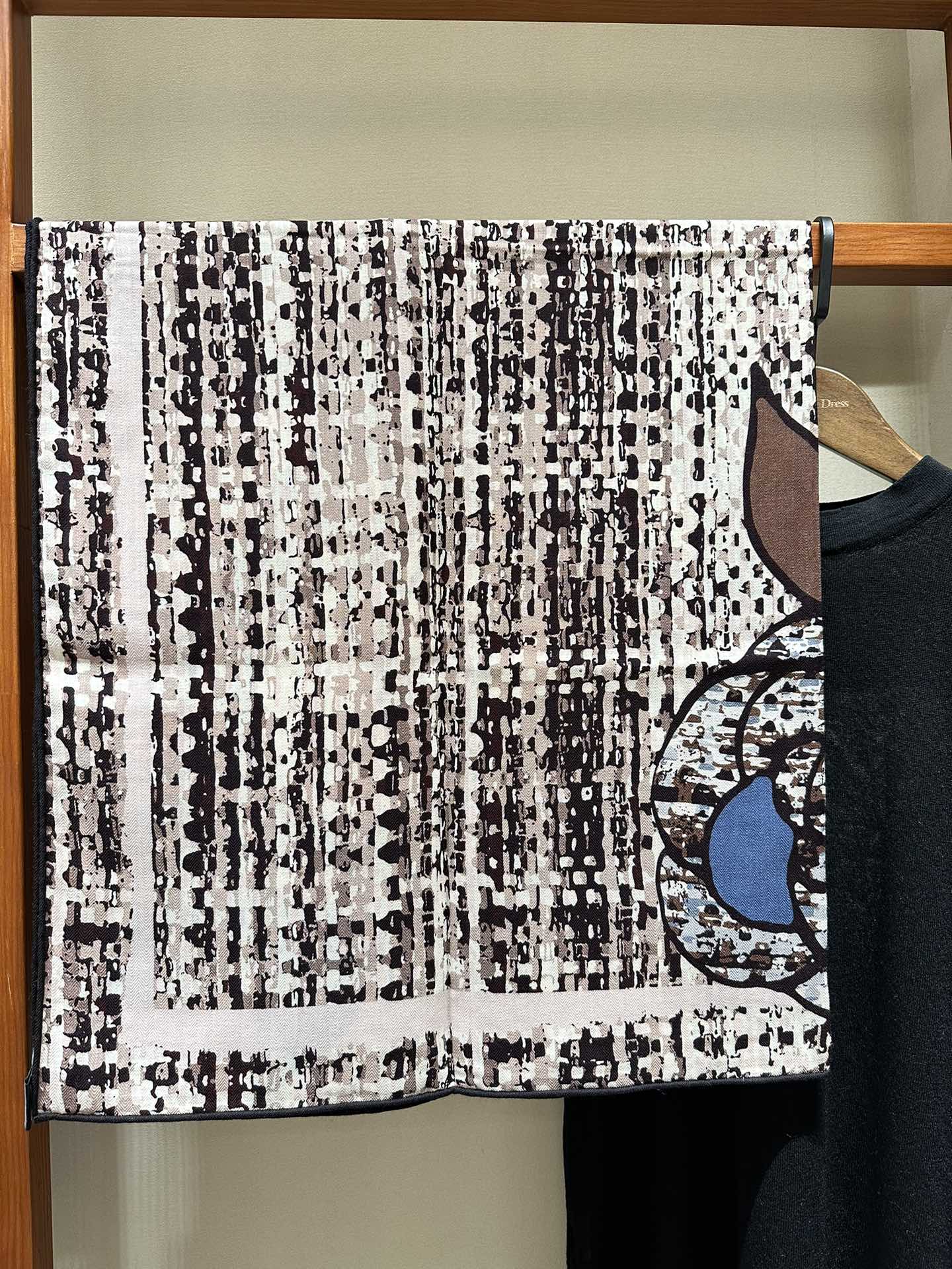 CC Square Scarf 110 CM In Colorful Cashmere Silk  360677