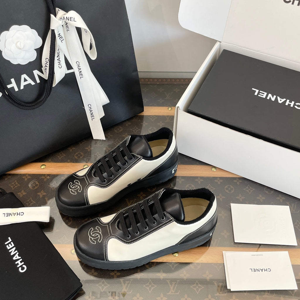 CC Sneaker 40mm In Black Mix White Printed Logo Calfskin 940681