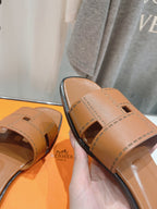 Idioma Sandal Tan Calfskin
