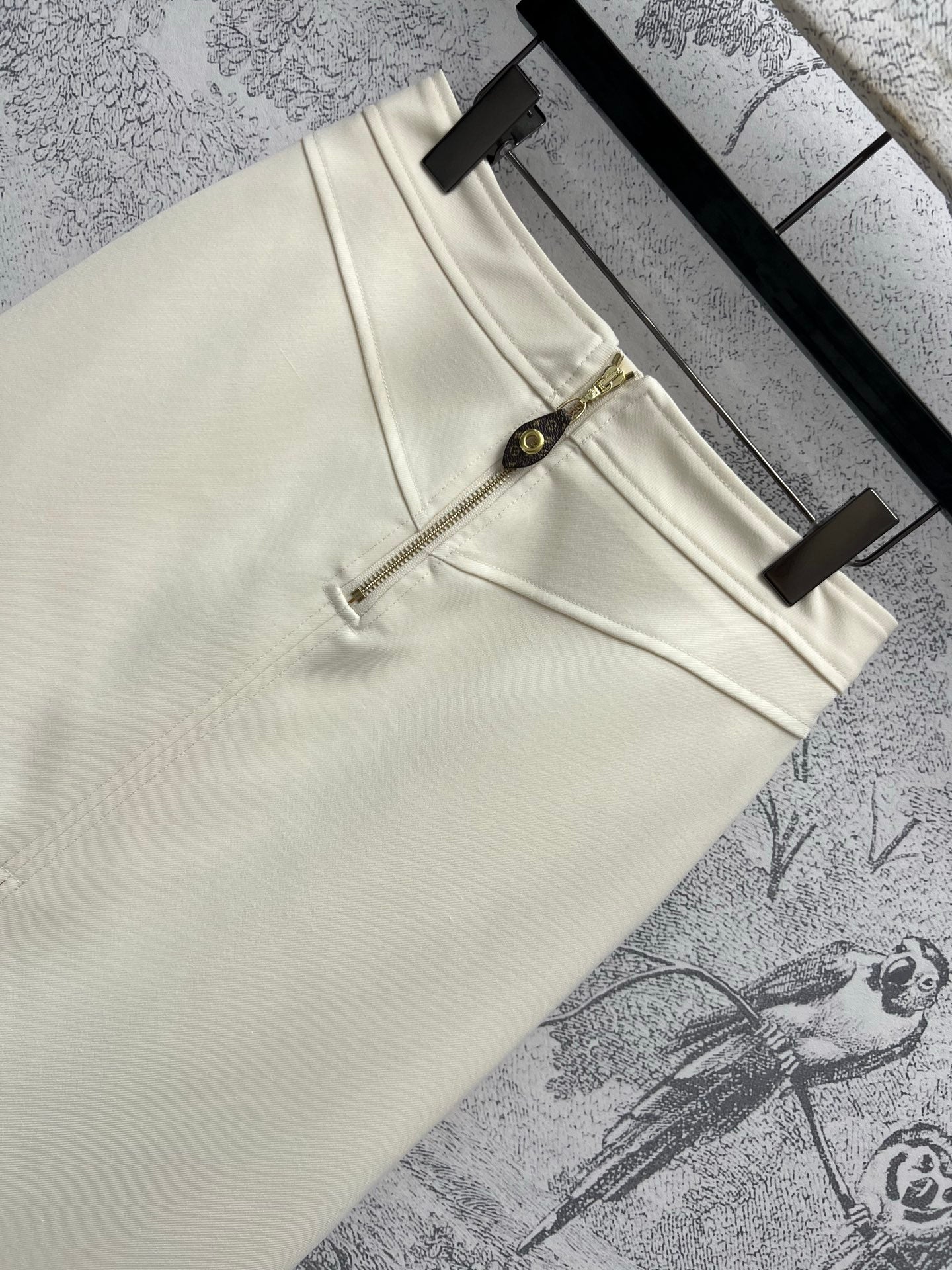 LV 25  Long Skirt Logo White Polyamide Wool