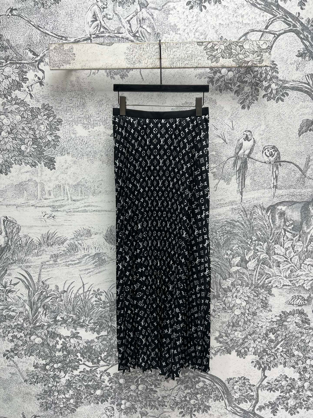 LV 25 Flower Barrage Print Lapel Dress Black Polyester