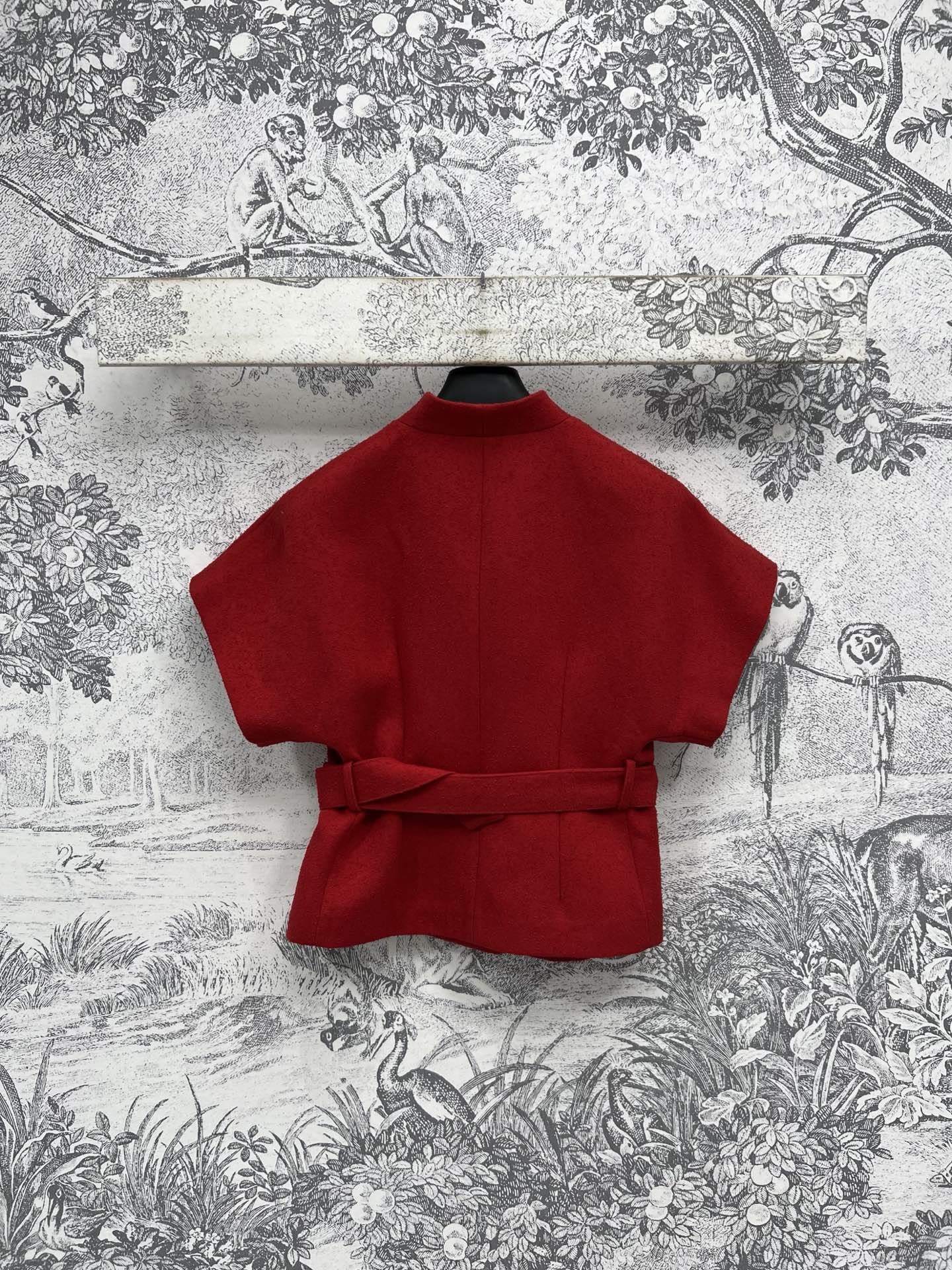 CD 25 V-neck Short-Sleeved Jacket Red Cotton