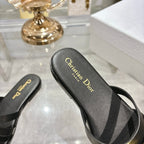 CD 26 Flat Sandals Black Leather 592262