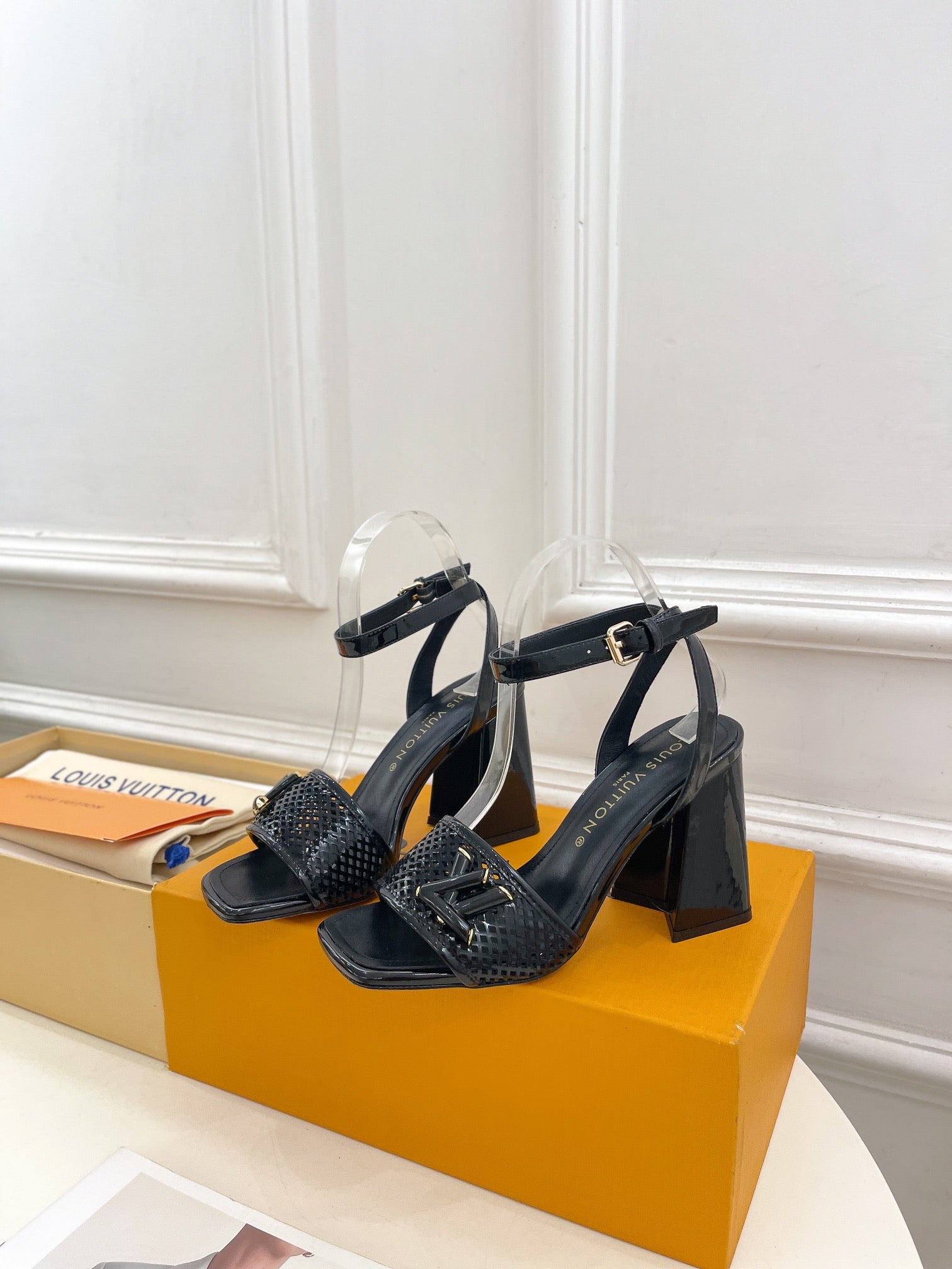 shake platform 90 black patent calfskin