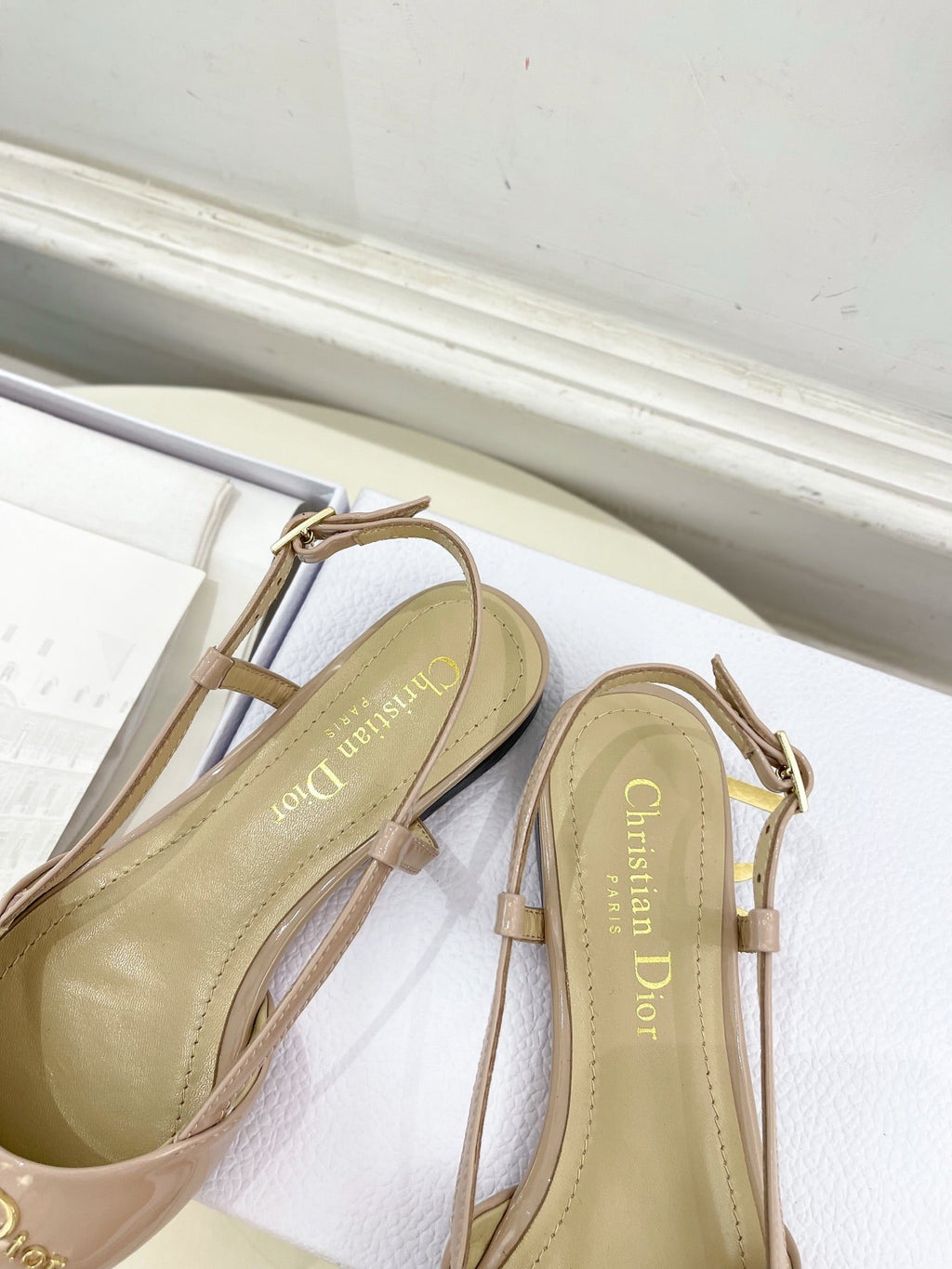 CD 25 Slingback Flat Nude Pink Patent Leather 307440