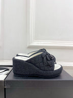 CC 25 Platform Slippers Black Sheepskin 331003