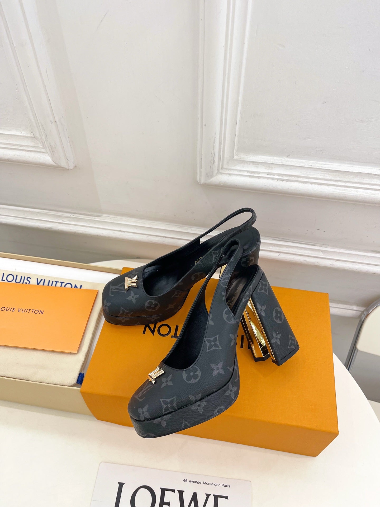 LV 26ss Platform Sandals 110 Black Monogram Leather 631923