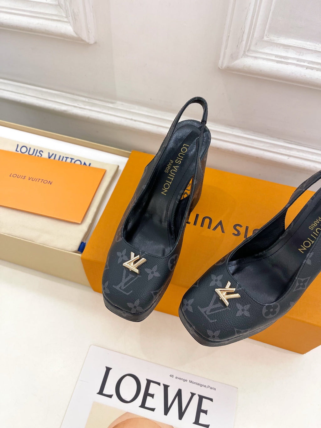 LV 26ss Platform Sandals 110 Black Monogram Leather 631923