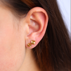 ROUND STUDS.