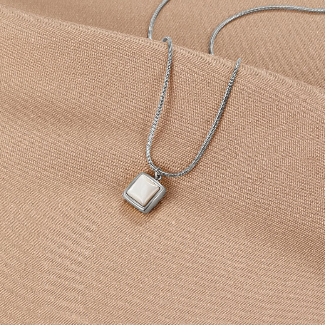 Riva Moonstone Pendant Necklace - Beautiful Earth Boutique