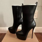 Louboutin Dolly Booty Alta 160 Black Calfskin Ankle Boots