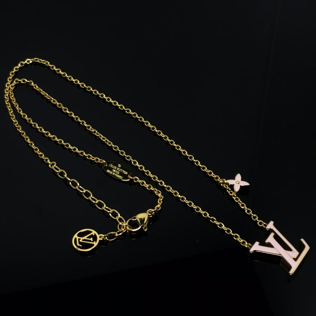 IDYLLE BLOSSOM LV PENDANT GOLD NECKLACE